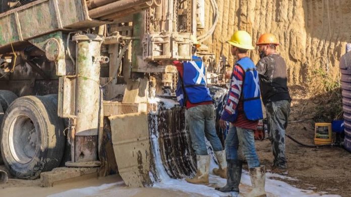 Arranca construcción de pozo profundo en Bucerías