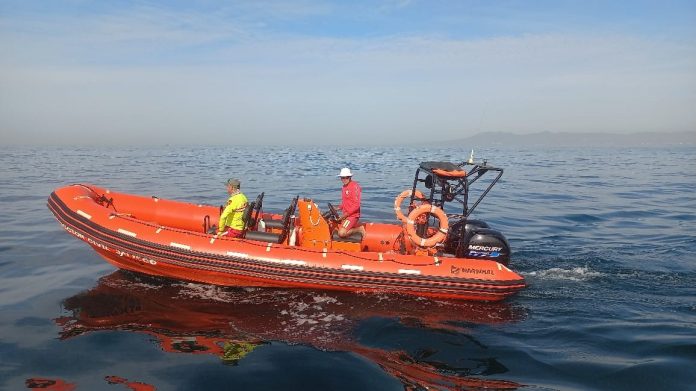Continúa búsqueda de hombre desaparecido en playa Camarones
