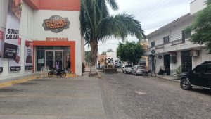 Trabajos de obra pública llevan al cierre de calles El Pitillal para mejoras en infraestructura vial