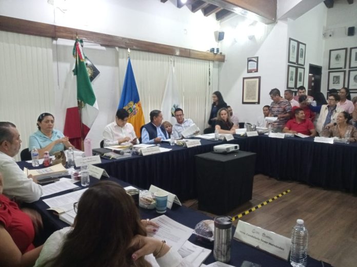 Por desacato piden procedimiento contra Jefa de Proveeduría en Vallarta