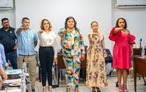 Lía Castro toma protesta presidenta suplente en Bahía de Banderas