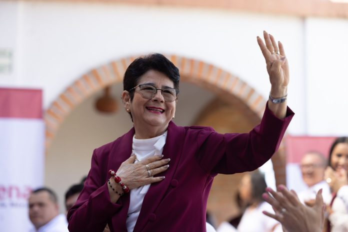 Chuyita López presenta planilla de Morena para alcaldía de Vallarta