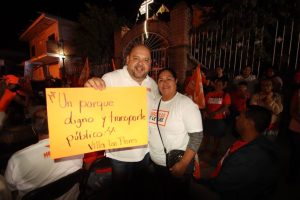 Promesas de "El Mochilas" en Villa las Flores