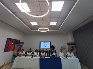Lorena Beltrán de Canaco Servytur destaca a mujeres galardonadas en evento nacional