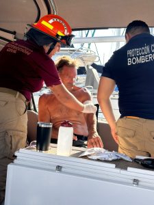 Incendio de embarcación en La Cruz de Huanacaxtle