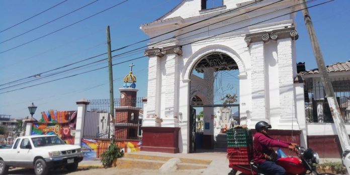 Autoridades preparan operativo en panteones de Puerto Vallarta para recibir visitantes en el Día de la Madre