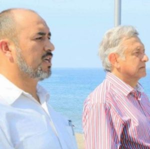 Bruno Blancas respalda becas a estudiantes vulnerables