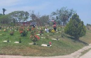 El Día de la Madre registra baja afluencia en panteones debido a la combinación de la celebración entre semana y altas temperaturas
