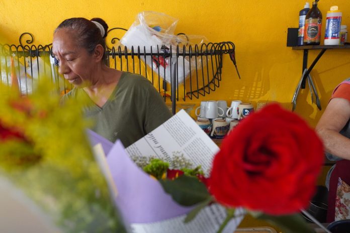 Día de las madres en mercado 5 de Diciembre