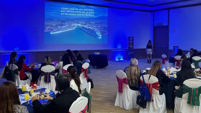 Promoción nacional de Puerto Vallarta en materia de su oferta turística en seminarios a más de 200 agentes de viajes en México