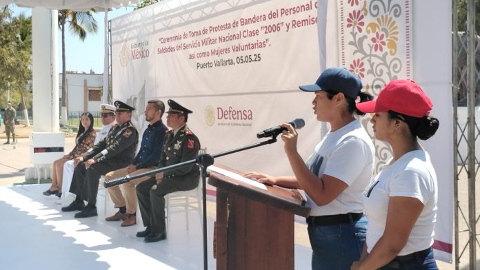 Ochenta jóvenes realizaron la toma de protesta del SMN en Puerto Vallarta ante la presidenta Claudia Sheinbaum