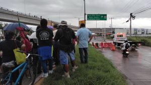Reabren carretera Federal 200 tras bloqueo en Vallarta, después de casi siete horas de bloqueo tras llegar a un acuerdo con autoridades